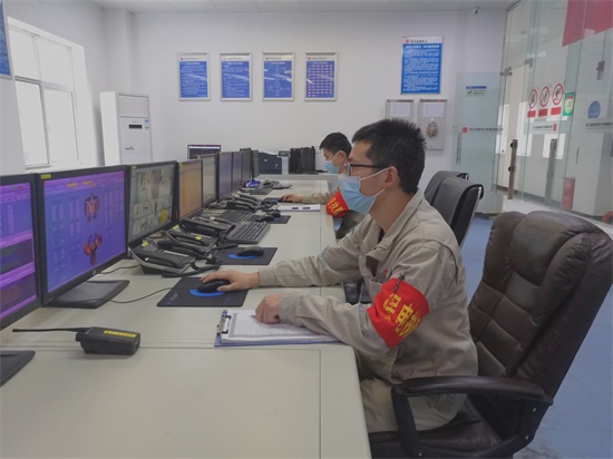 图片2：金元电站值班室值守.jpg