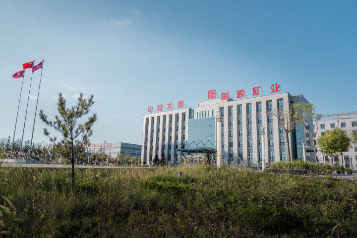 秋日龙王沟 李东.jpg